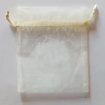 Organza tasak 10x12 cm, krém